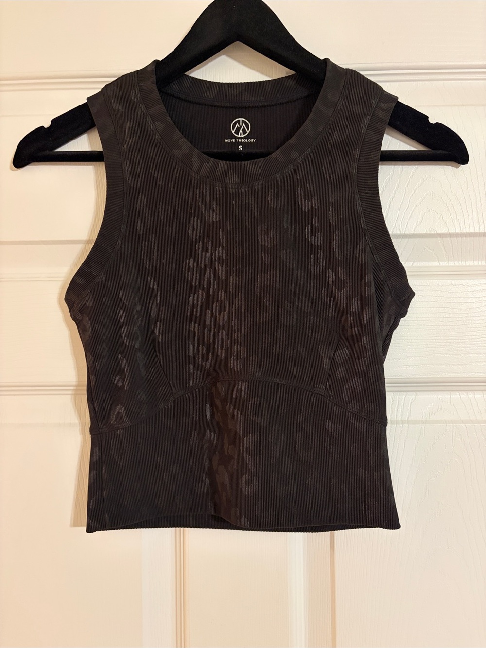 Move Theology Leopard Jacquard Crop Tank Top - Black - Size Small